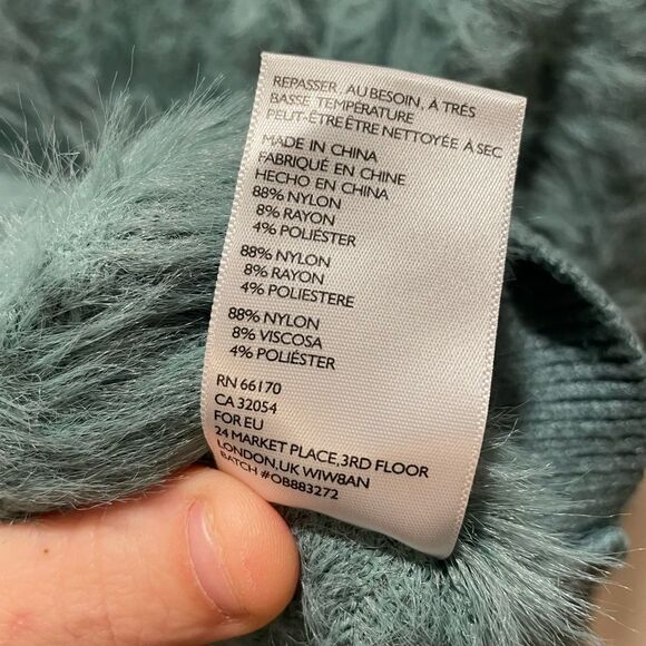 URBAN OUTFITTERS Sage Green Furry Fuzzy Sweater Women’s Sz M - Picture 4 of 5